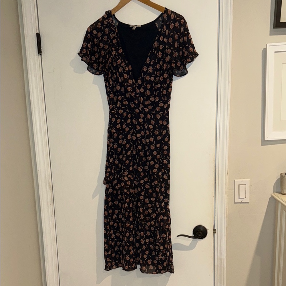 Flattering Joie Floral Dress with Blush Print